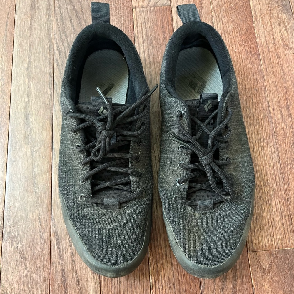 Men’s Black Diamond Lace-Up Shoe